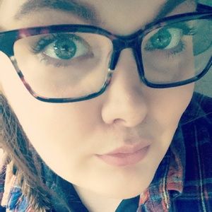 Meet your Posher, Tory